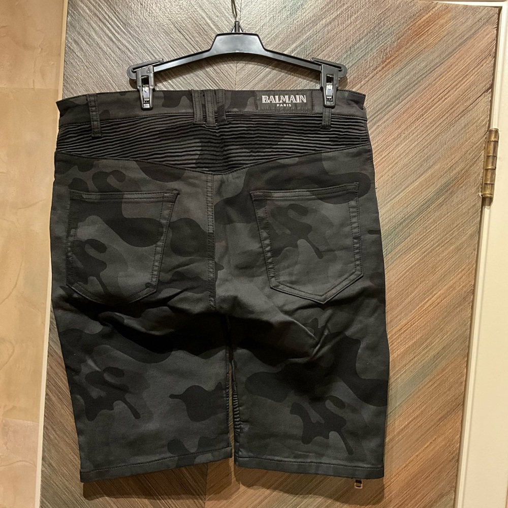 Balmain Men's Black Camouflage Shorts